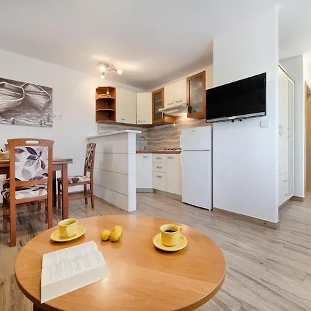 Marina Gæstehus Trogir